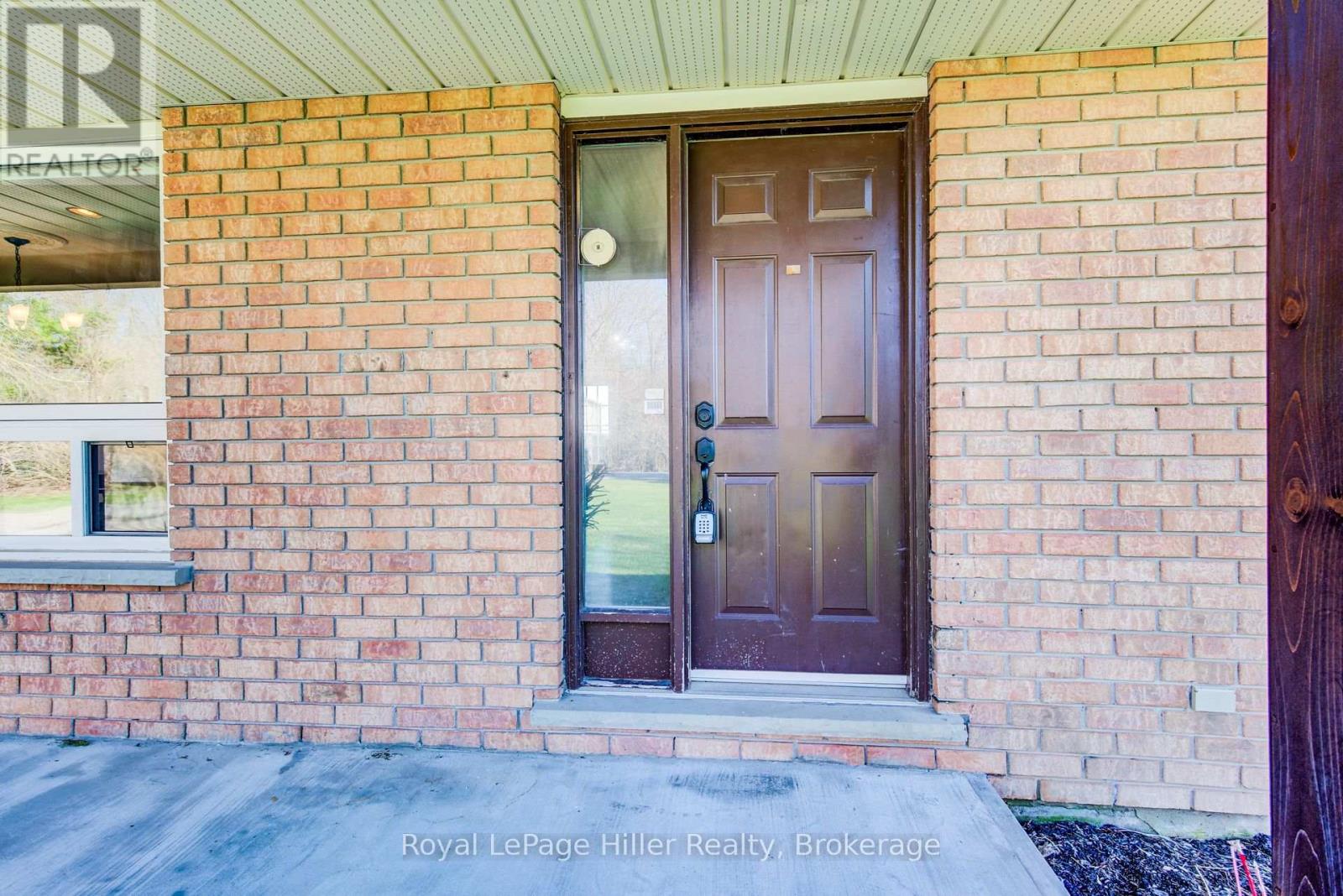 5972 Deborah Glaister Line Property Photo 6