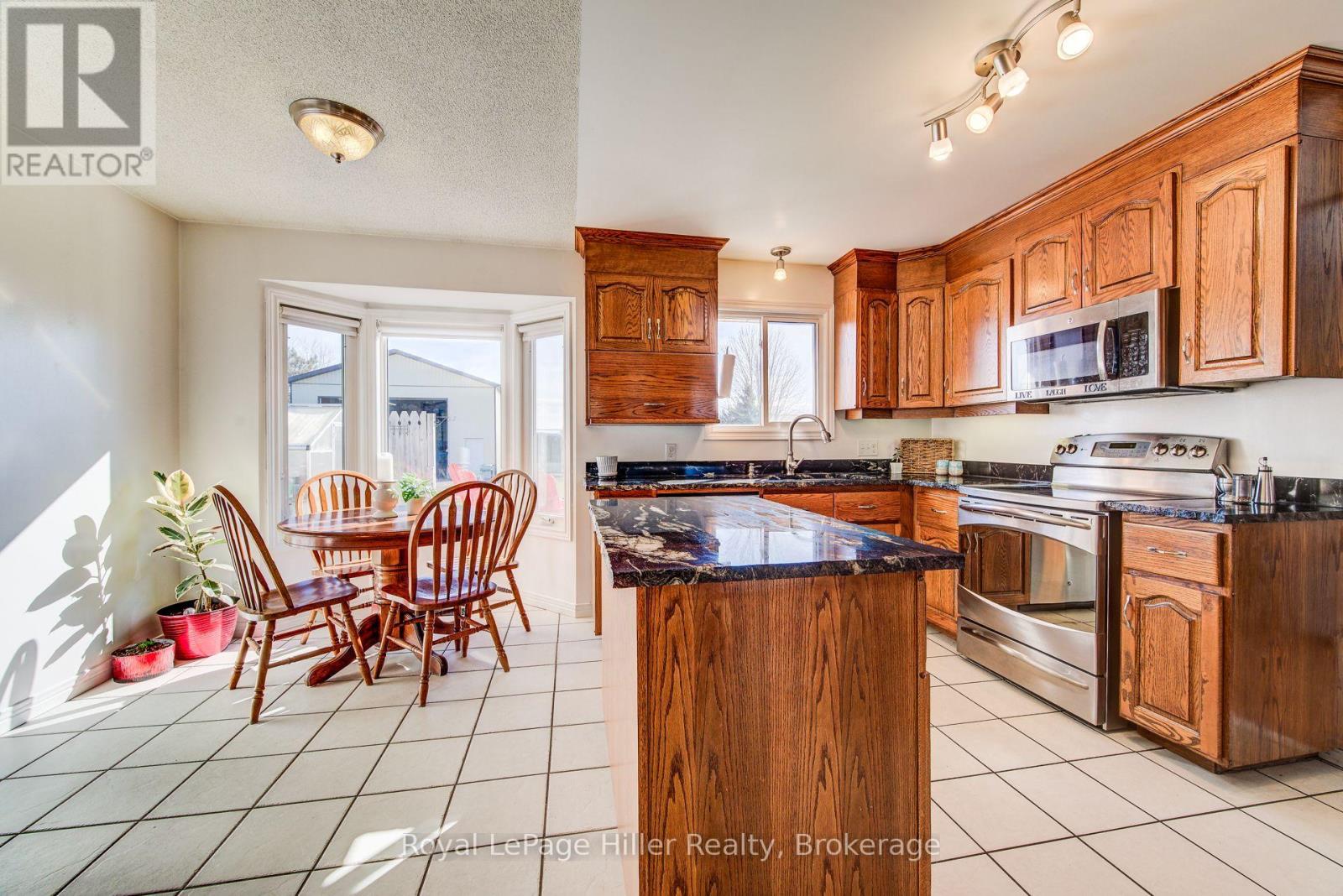 5972 Deborah Glaister Line Property Photo 13