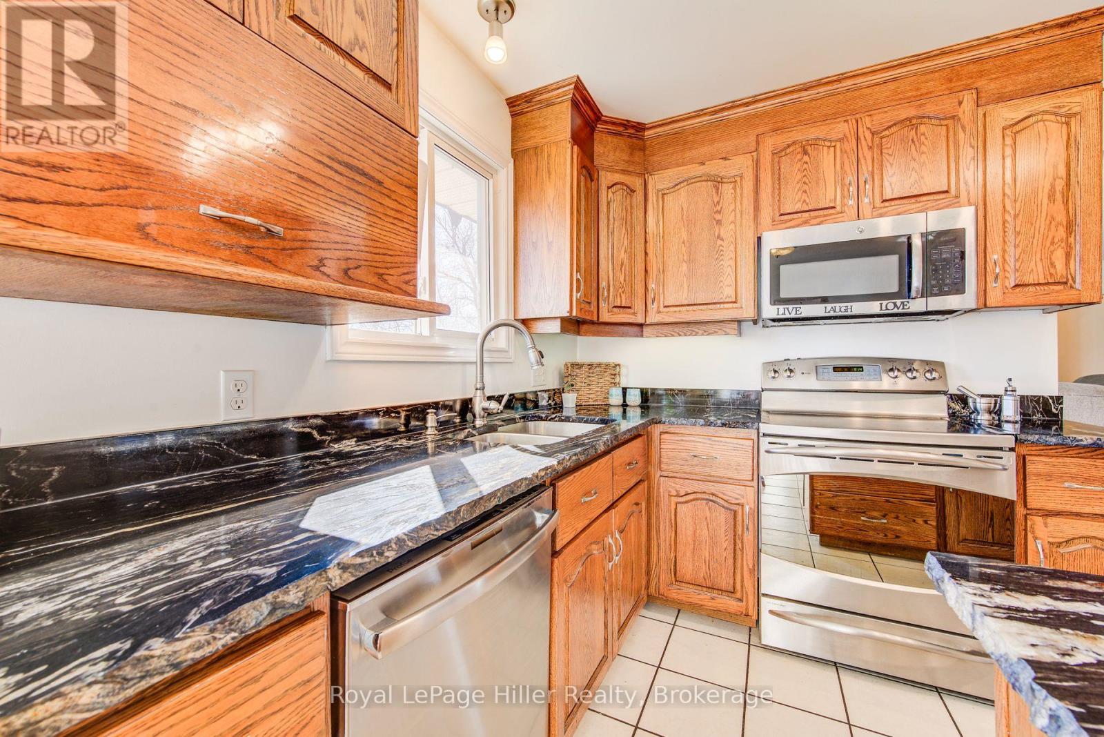 5972 Deborah Glaister Line Property Photo 15