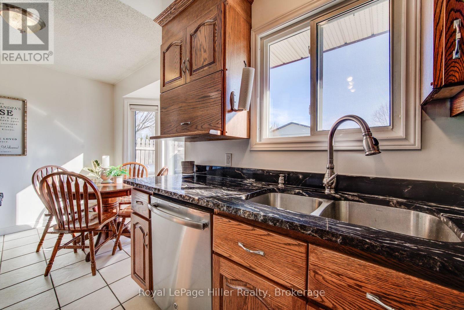 5972 Deborah Glaister Line Property Photo 17