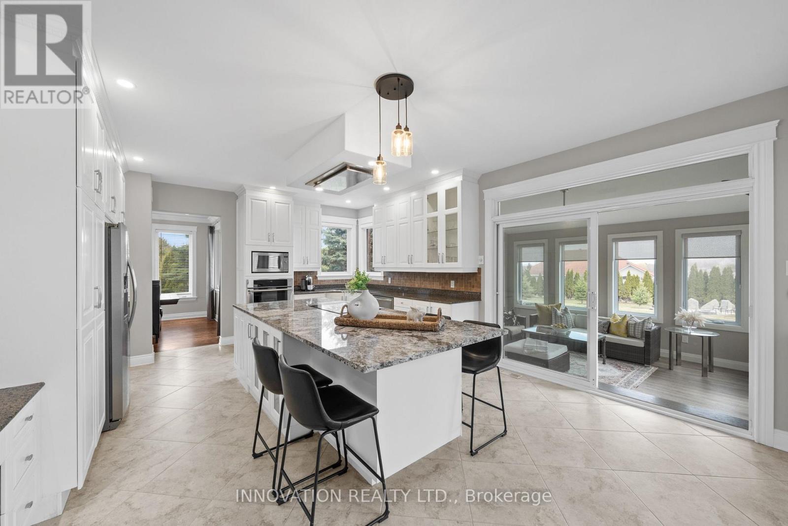6635 Old Forest Drive Property Photo 10
