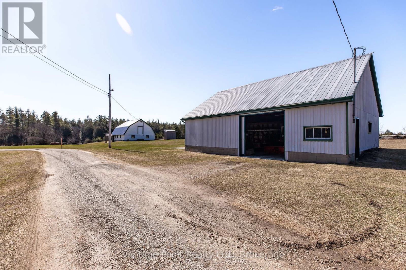 716612 West Back Line Property Photo 47