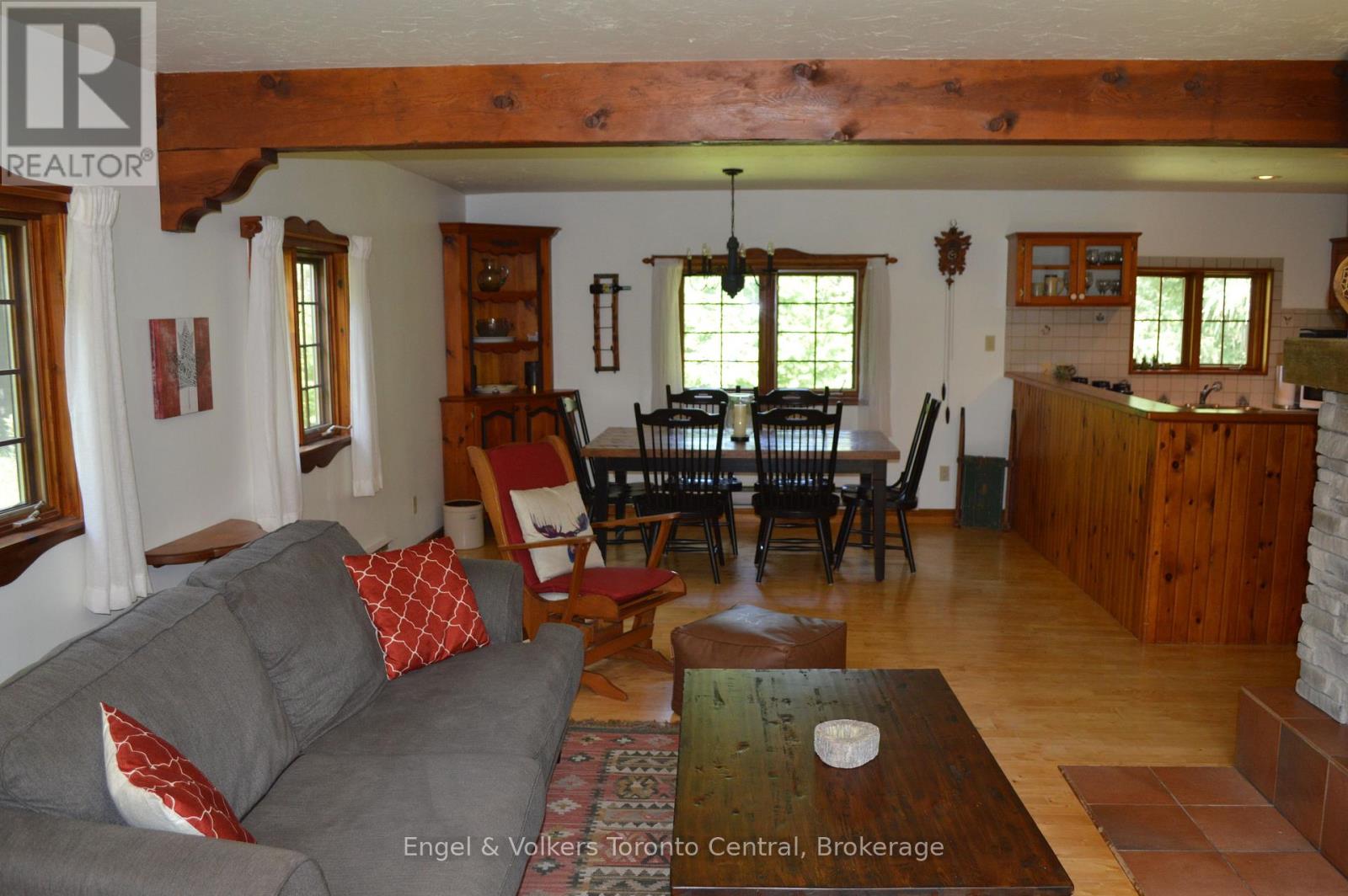 103 Nordic Road Property Photo 14