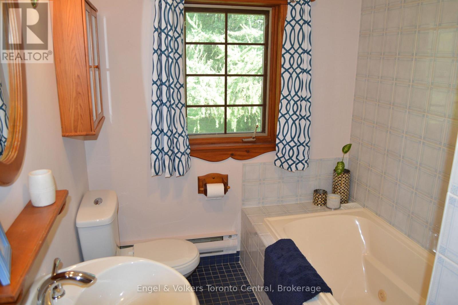 103 Nordic Road Property Photo 35