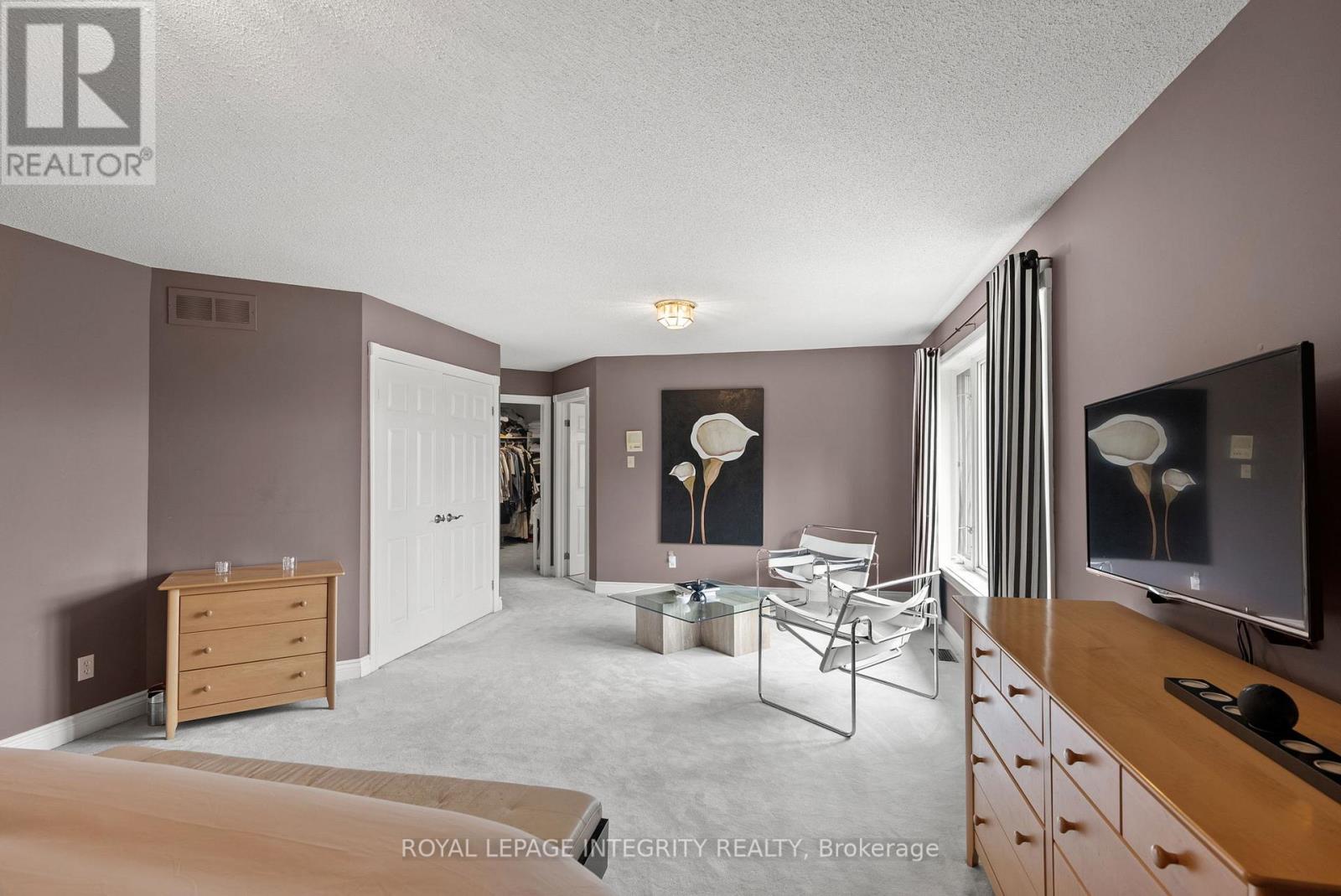 6 Marchbrook Circle Property Photo 33