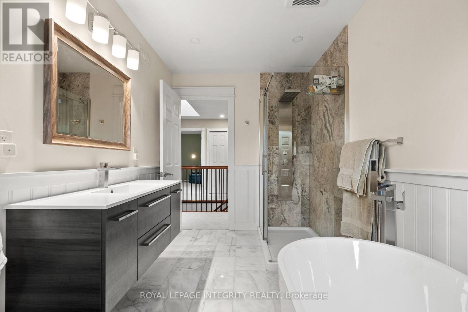 6 Marchbrook Circle Property Photo 37