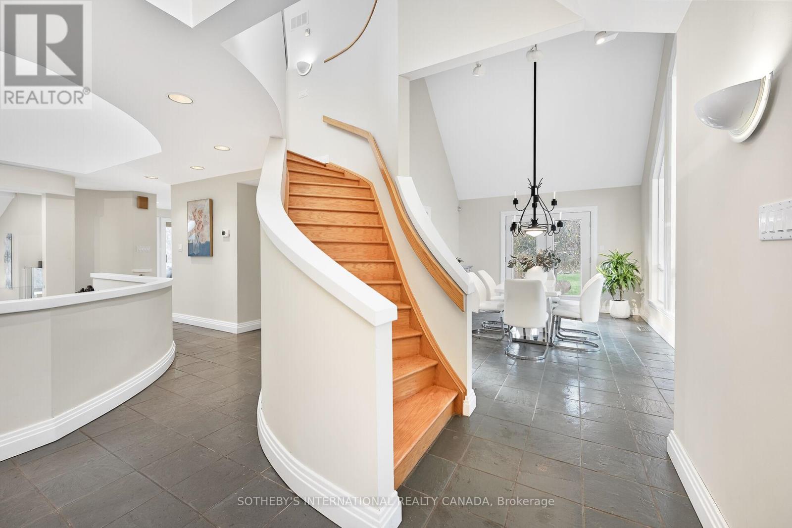 774 Old Dundas Road Property Photo 6