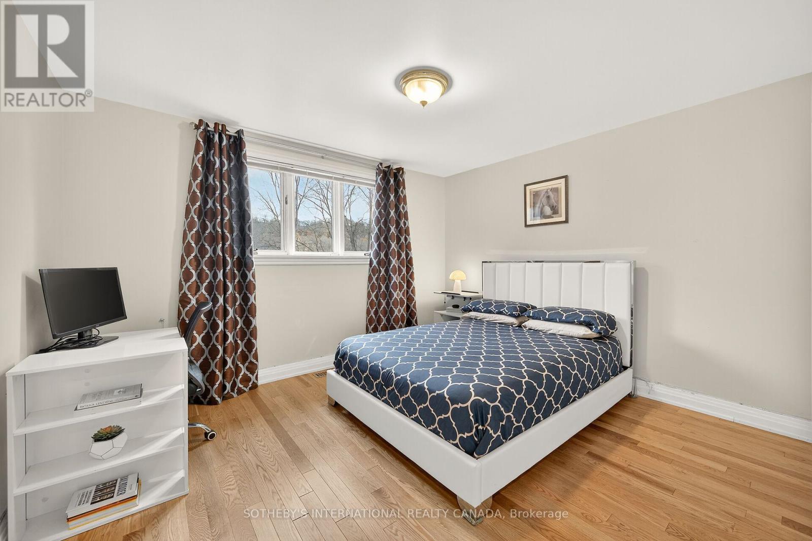 774 Old Dundas Road Property Photo 28