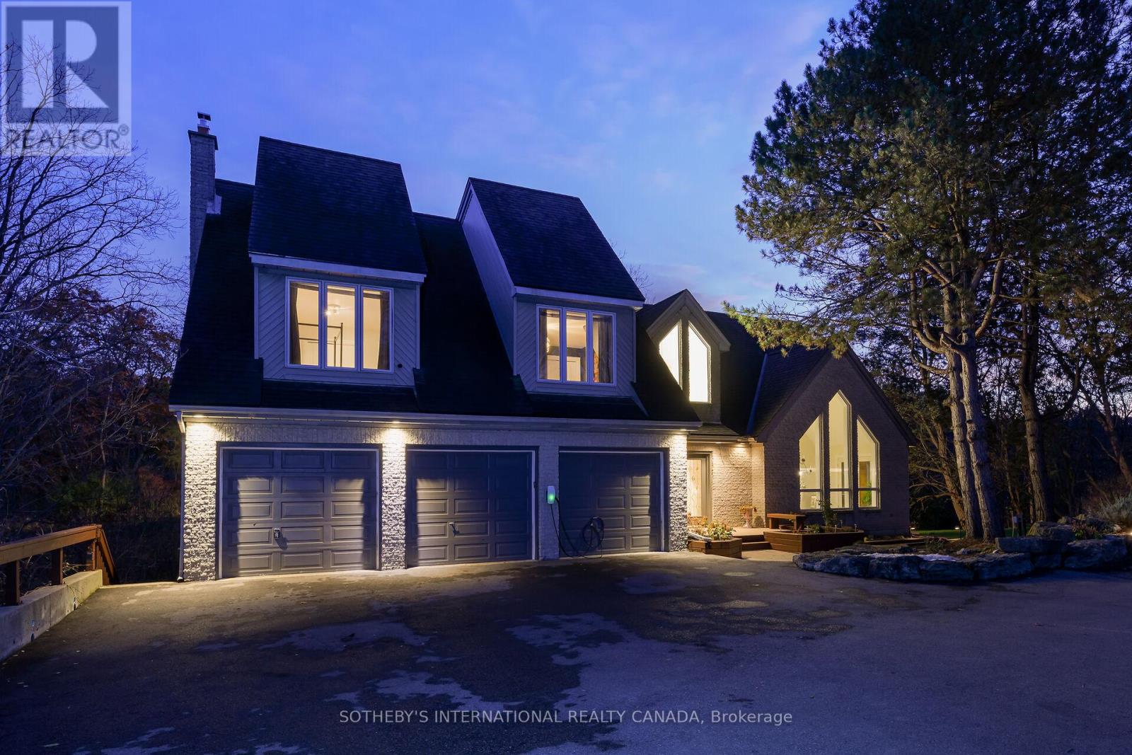 774 Old Dundas Road Property Photo 46