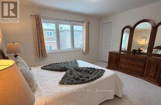 86 Molozzi Street Property Photo 16