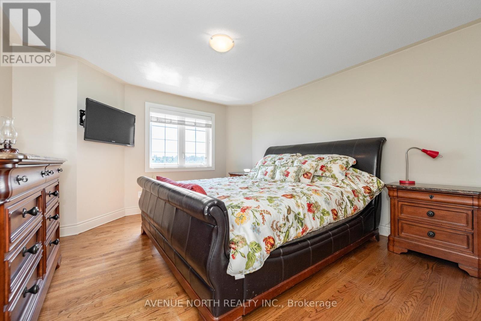 184 Felicity Crescent Property Photo 25