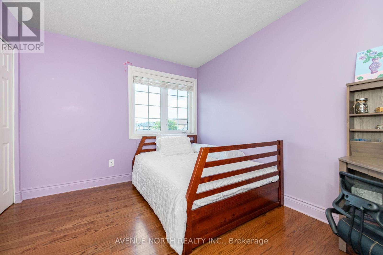 184 Felicity Crescent Property Photo 33