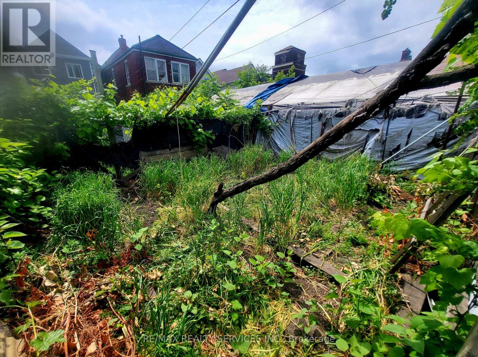 197 Sherman Avenue N Property Photo 22