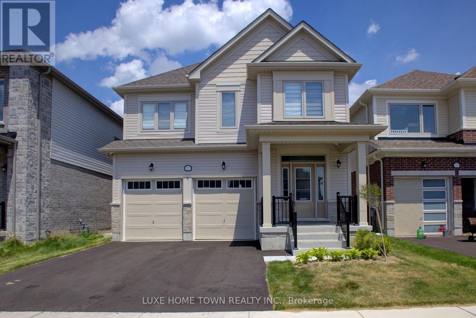 255 Rea Drive Property Photo 3