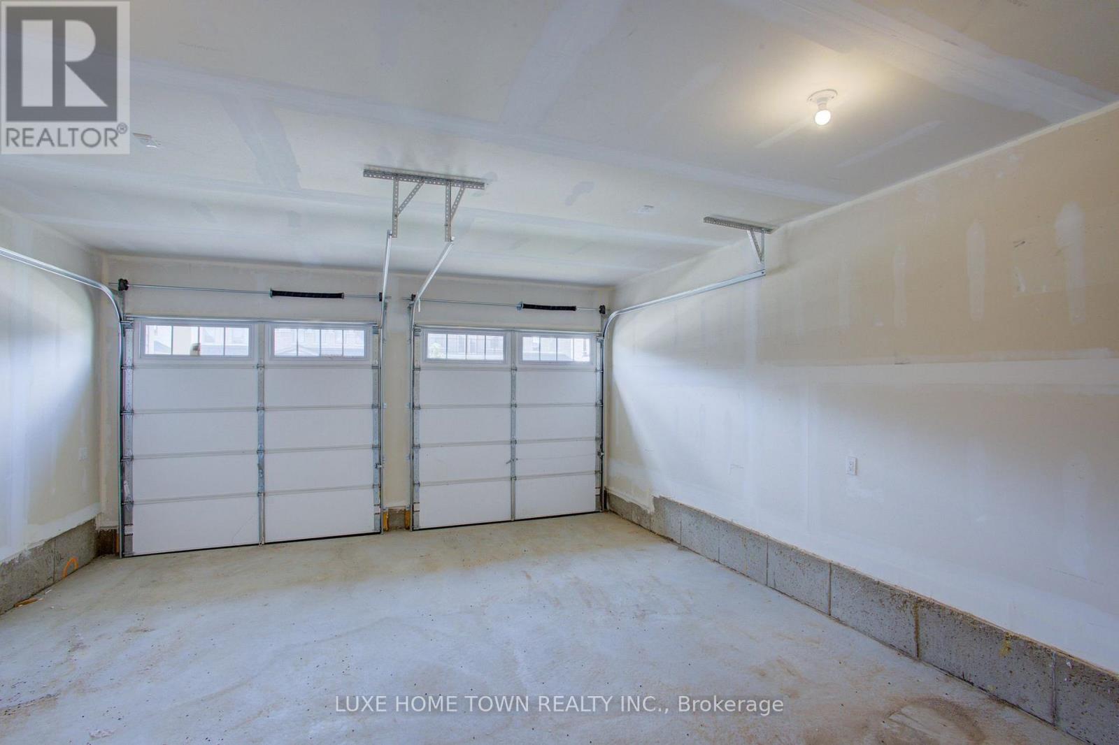 255 Rea Drive Property Photo 21