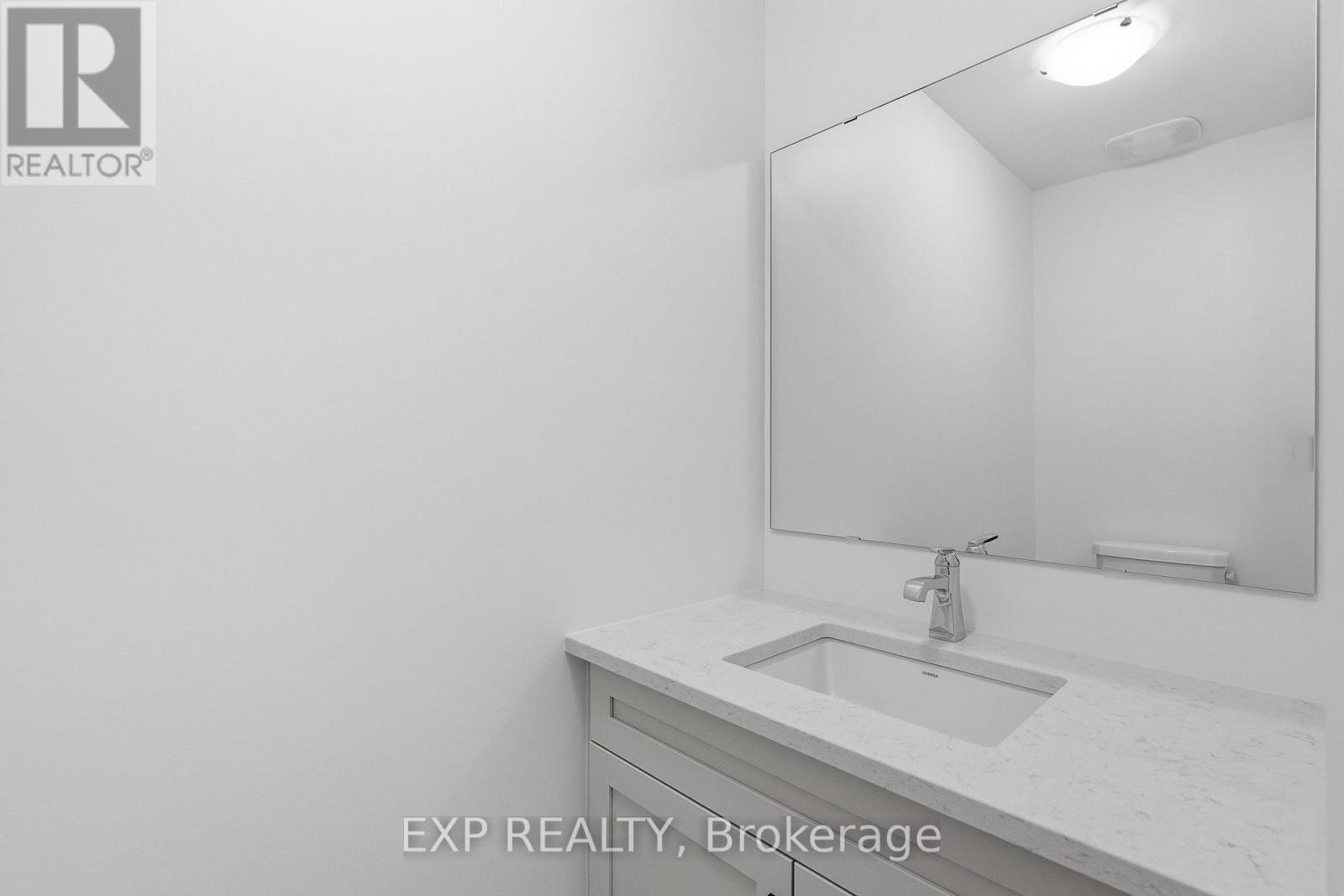 123 Lorie Street Property Photo 3
