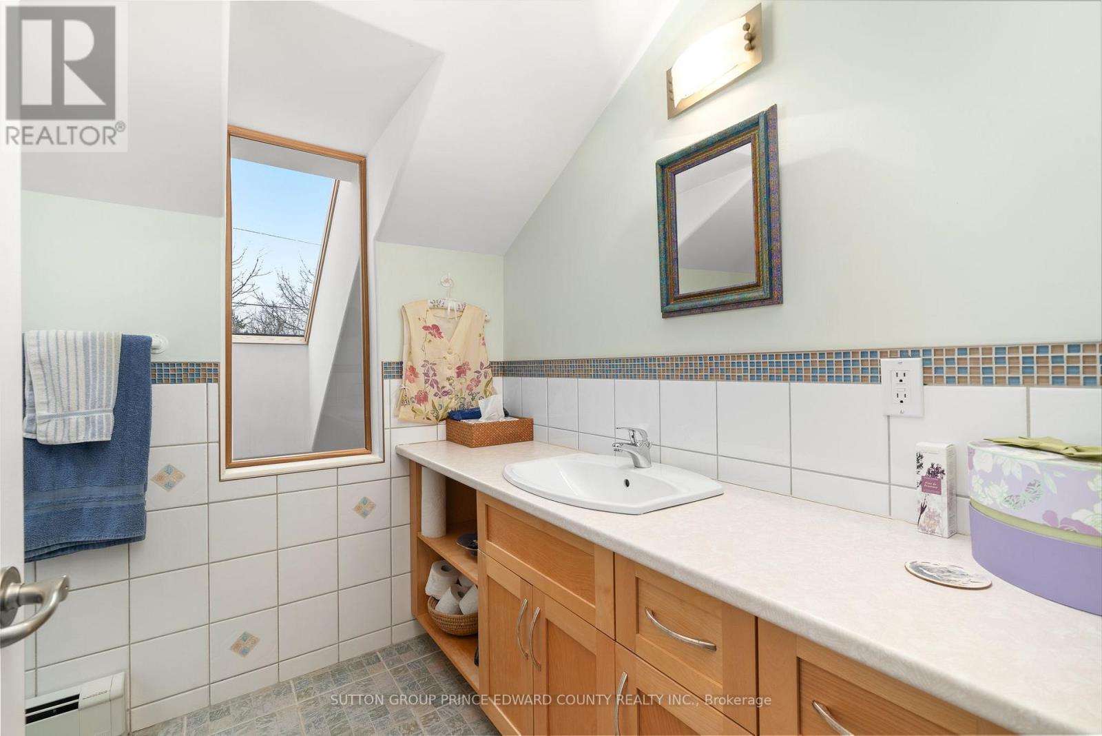 4 Carla Court Property Photo 44
