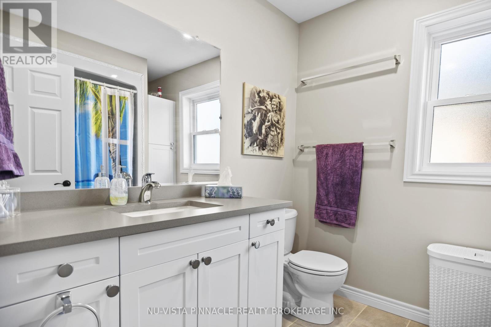 3864 St Clair Parkway Property Photo 17