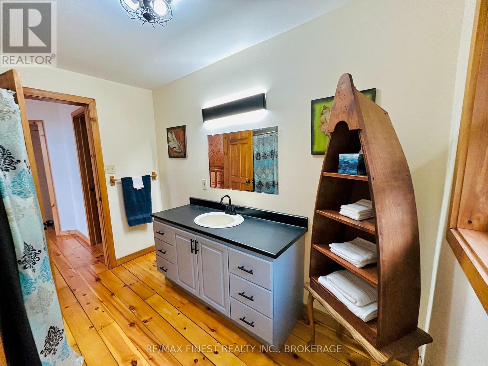 7679 Perth Road Property Photo 36