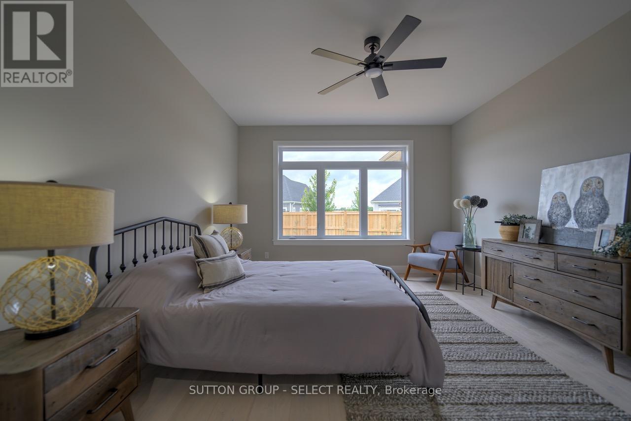 15 Lois Court Property Photo 20