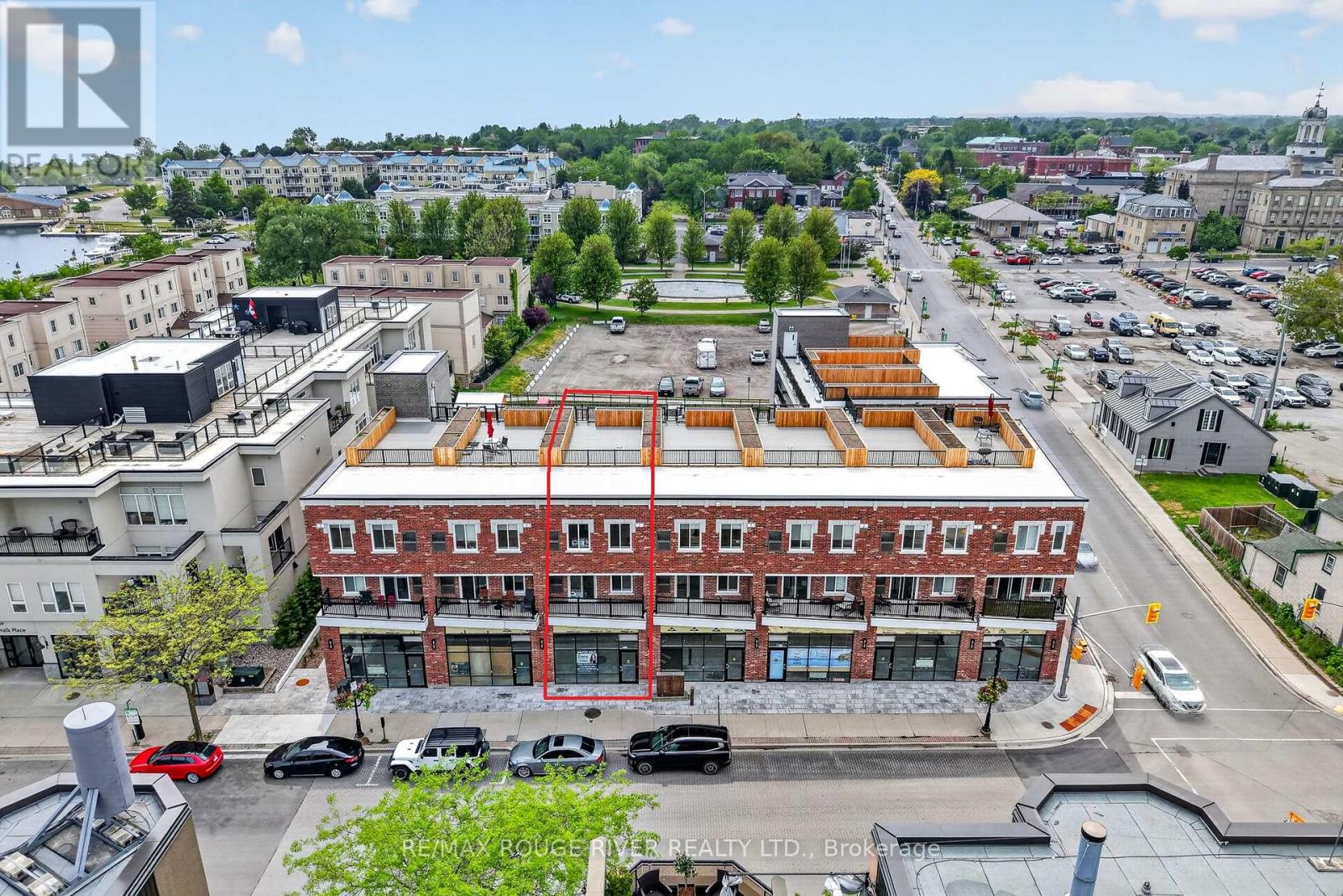 185 Division Street Property Photo 3