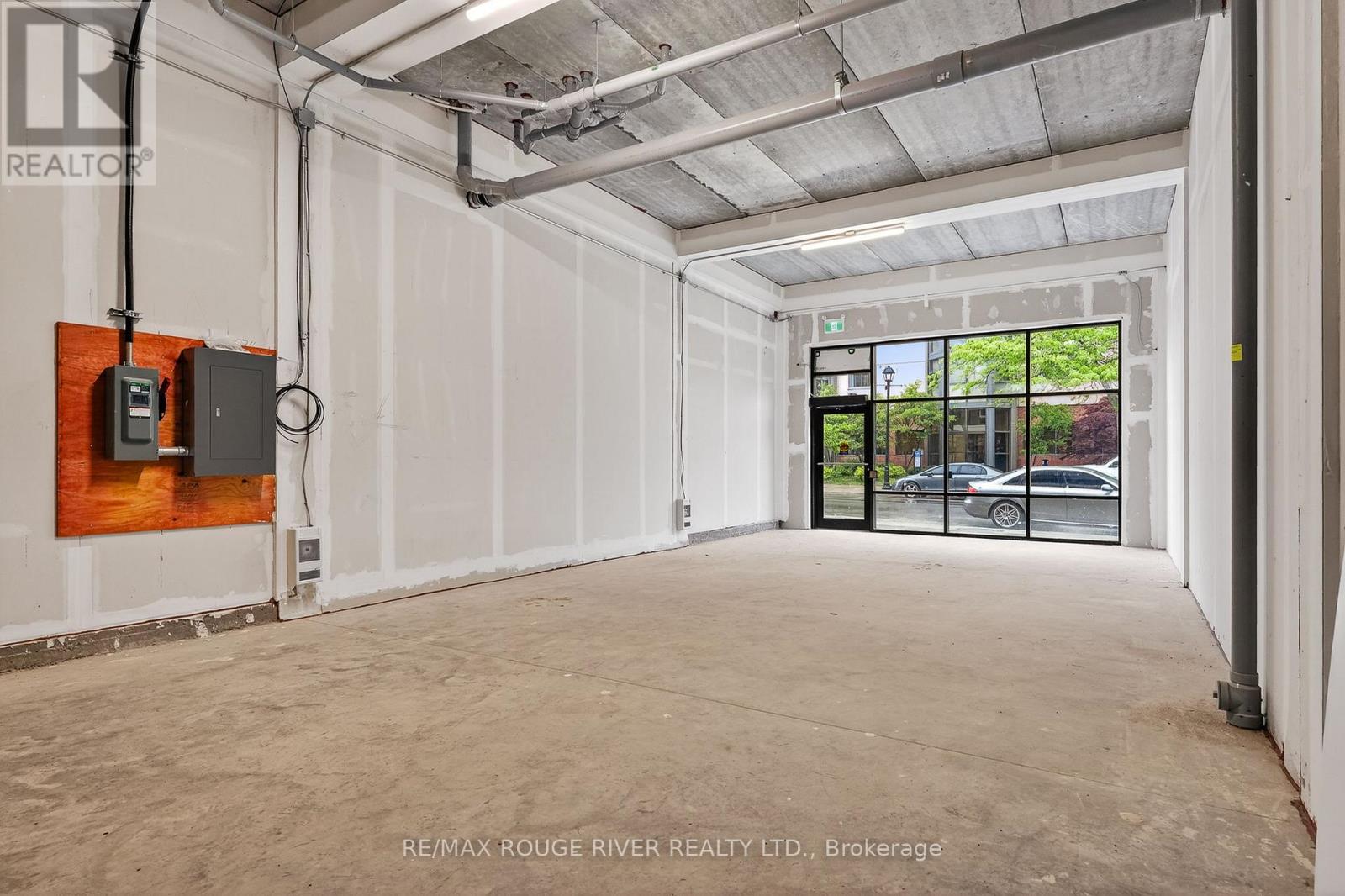 185 Division Street Property Photo 12