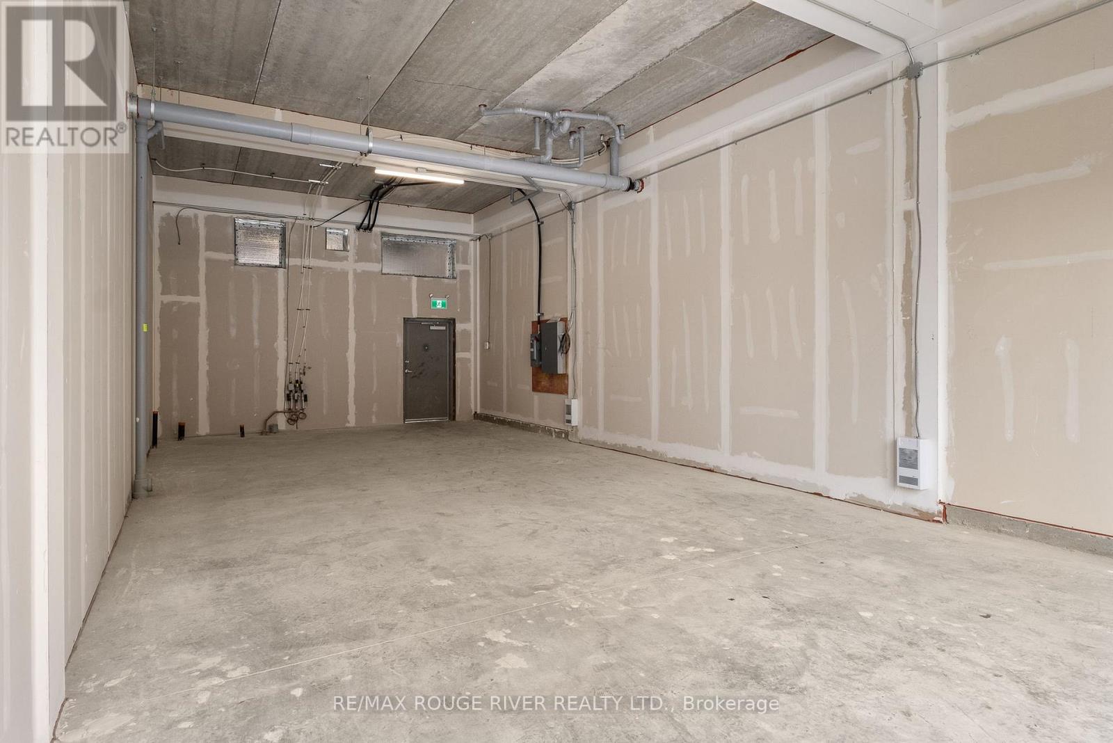 185 Division Street Property Photo 14