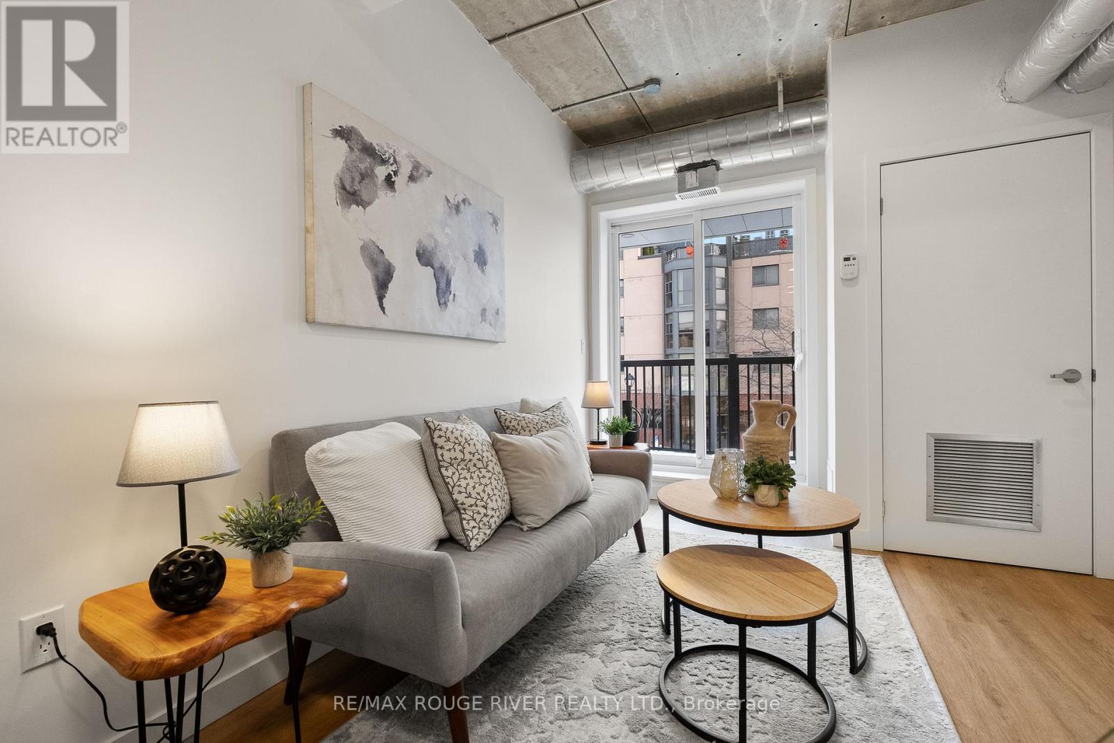 185 Division Street Property Photo 22