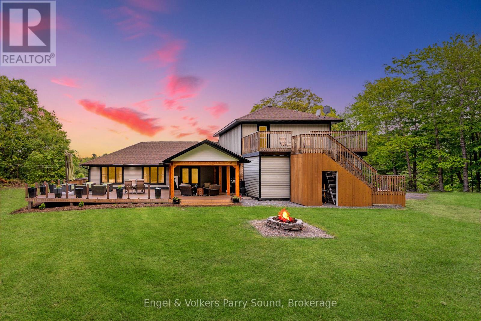 49 Regency Drive Property Photo 2