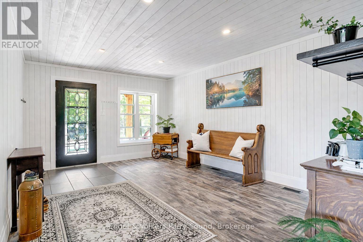 49 Regency Drive Property Photo 5