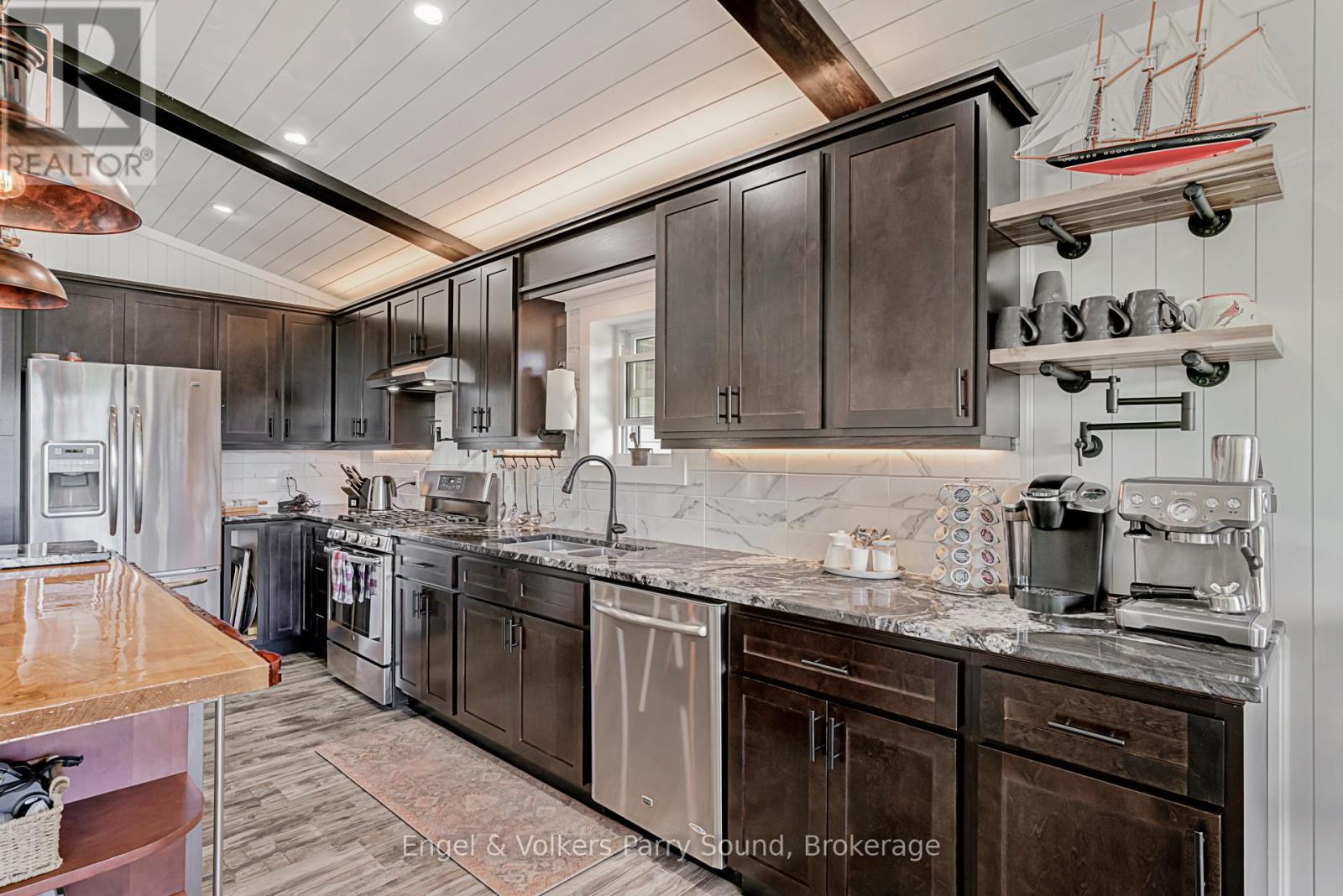 49 Regency Drive Property Photo 19