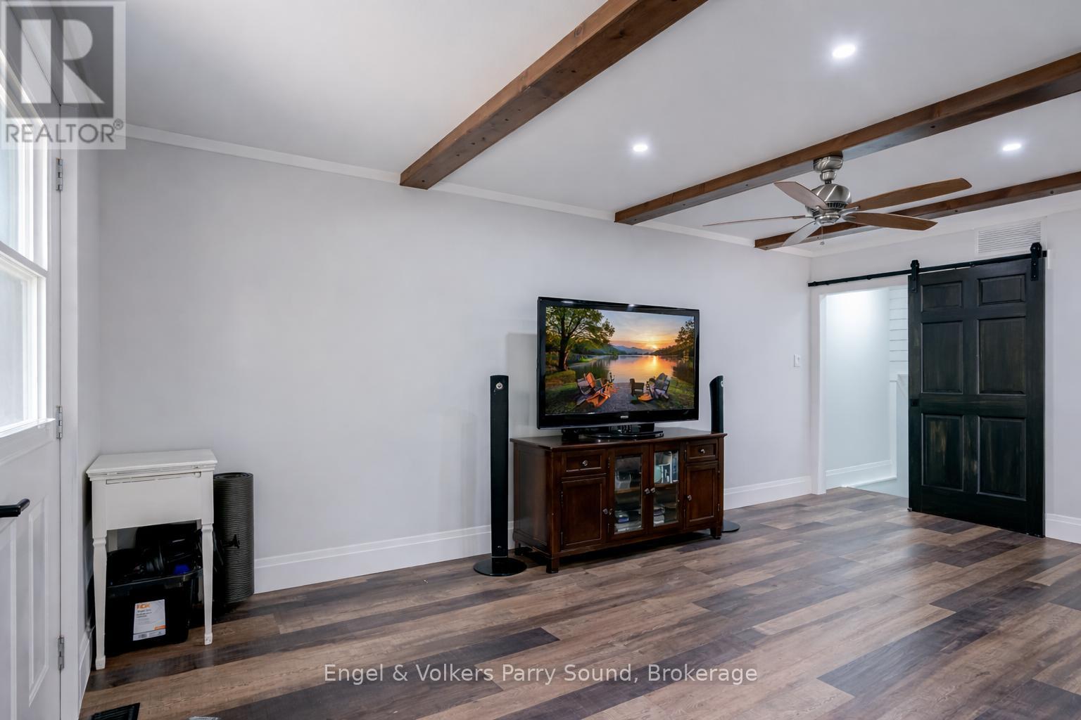 49 Regency Drive Property Photo 35