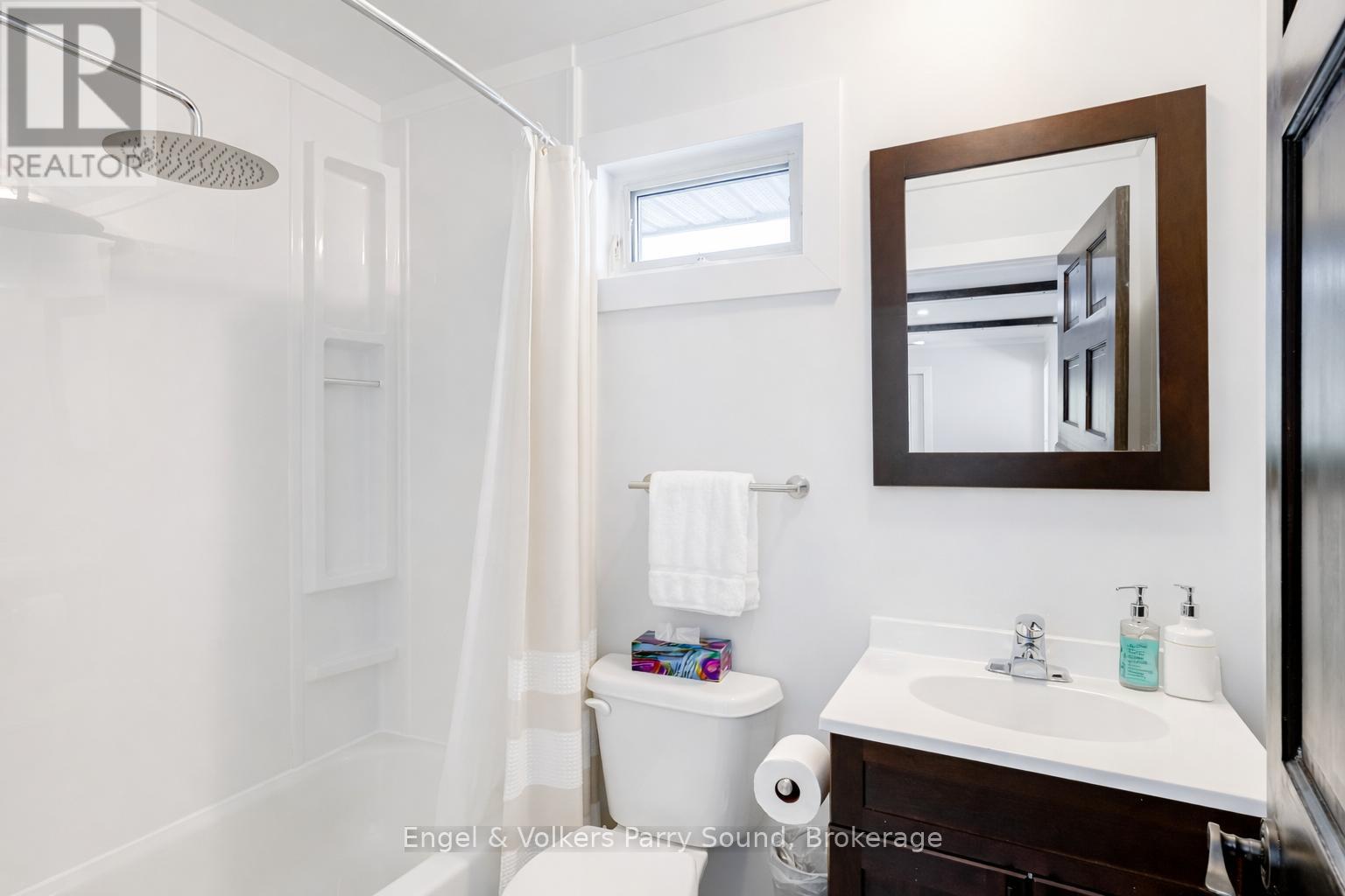 49 Regency Drive Property Photo 38