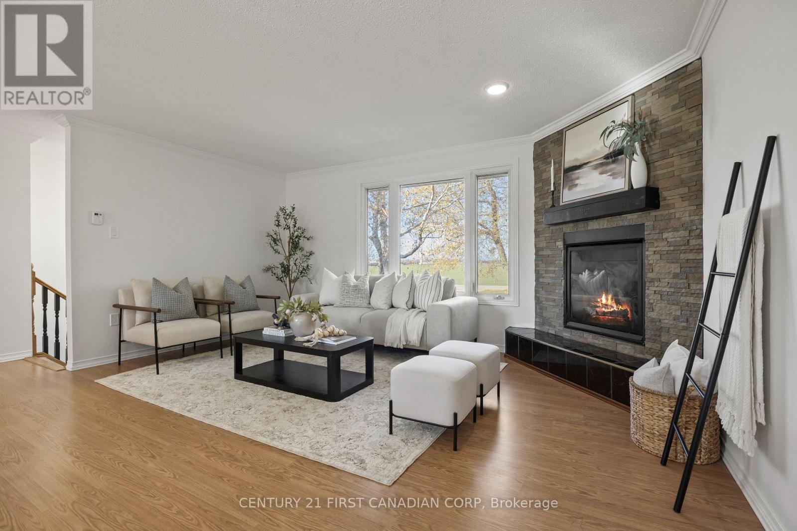 70986 B Line Property Photo 14