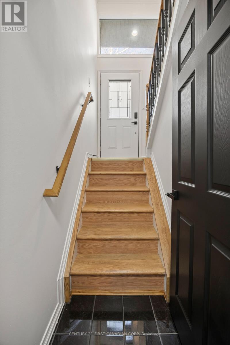 70986 B Line Property Photo 27
