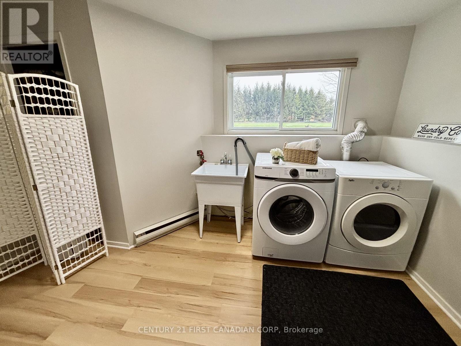 70986 B Line Property Photo 36