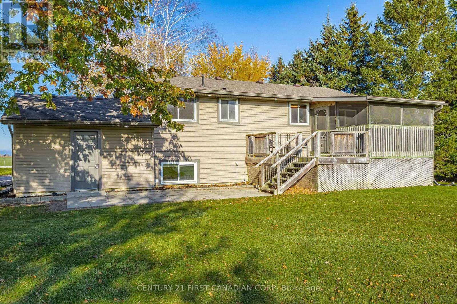 70986 B Line Property Photo 39
