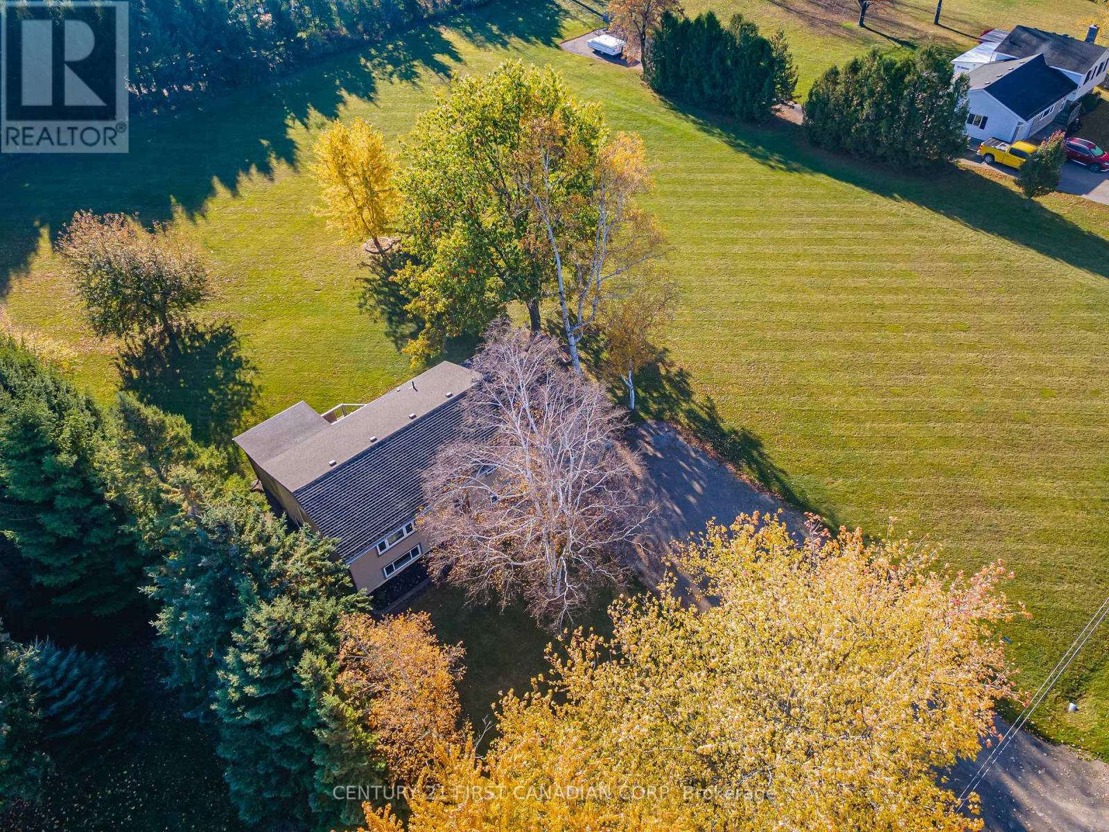 70986 B Line Property Photo 44