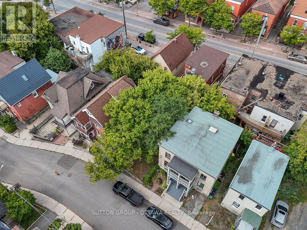 133 Eccles Street Property Photo 7