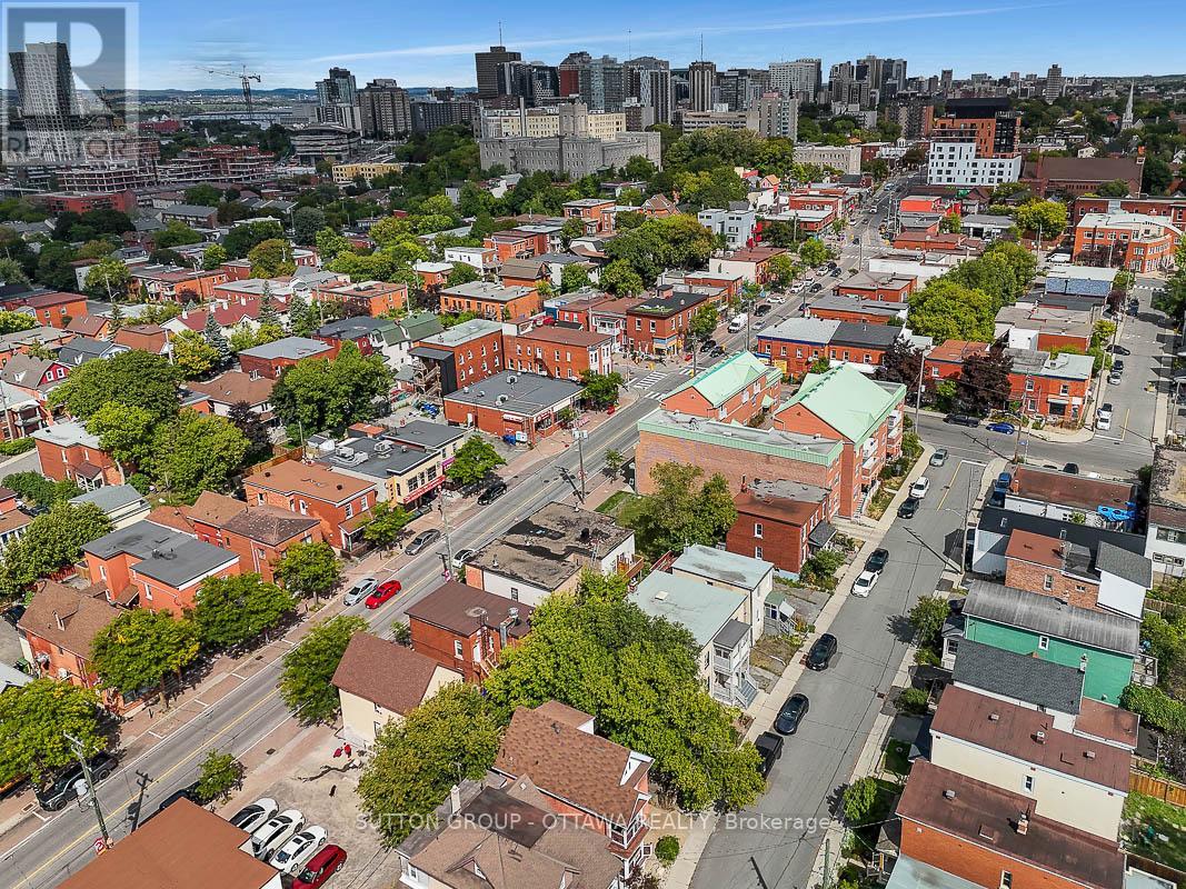 133 Eccles Street Property Photo 10
