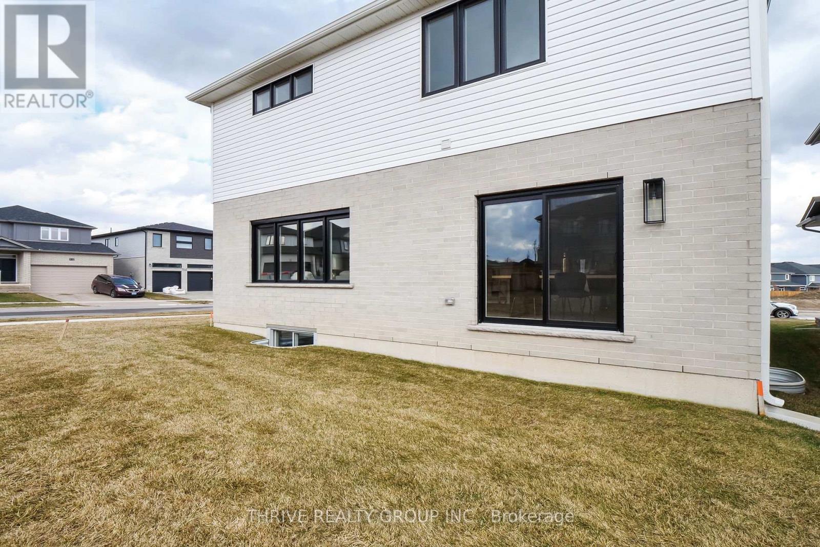 3 Basil Crescent Property Photo 29
