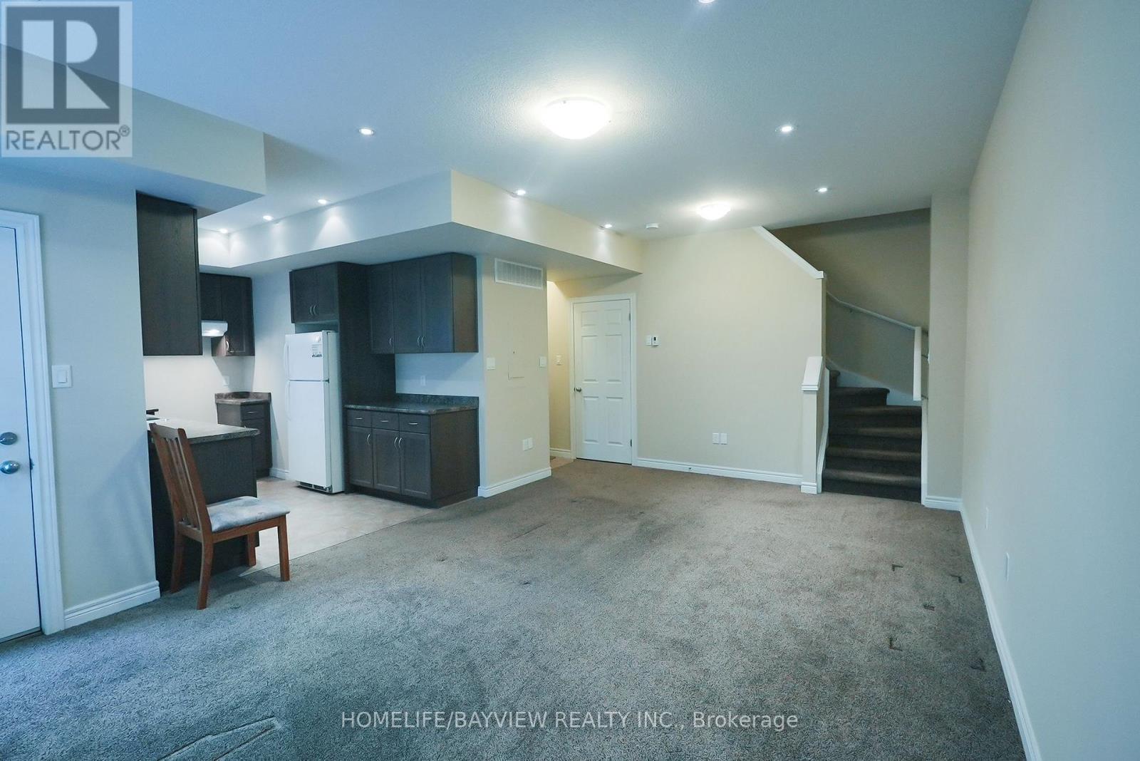 B1 - 70 Willowrun Drive Property Photo 6
