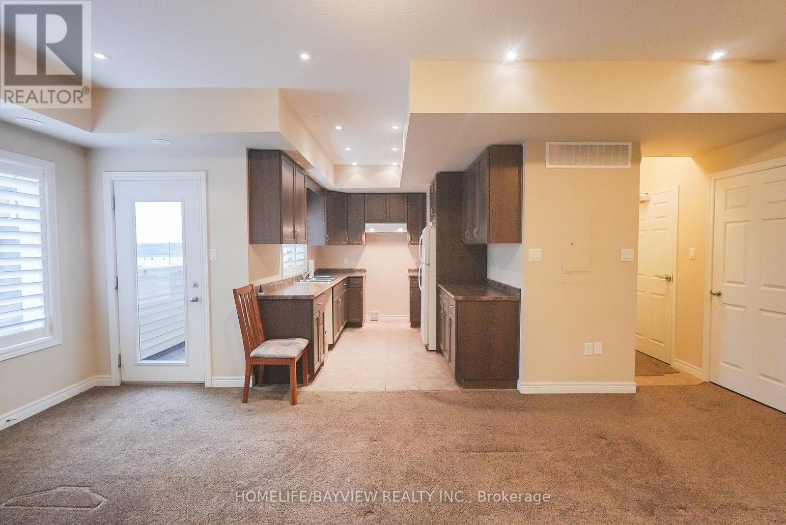 B1 - 70 Willowrun Drive Property Photo 8