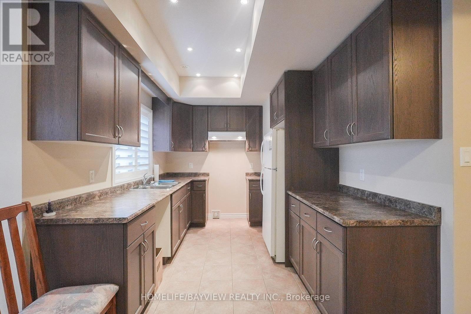 B1 - 70 Willowrun Drive Property Photo 9