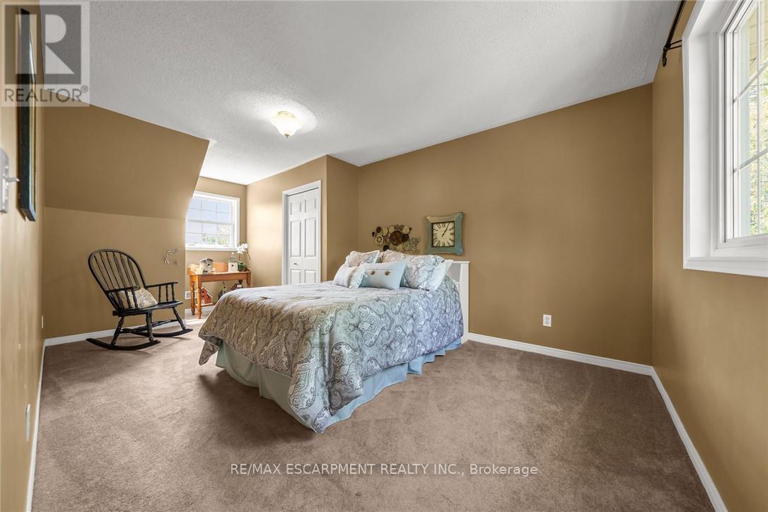1042 River Road Property Photo 25