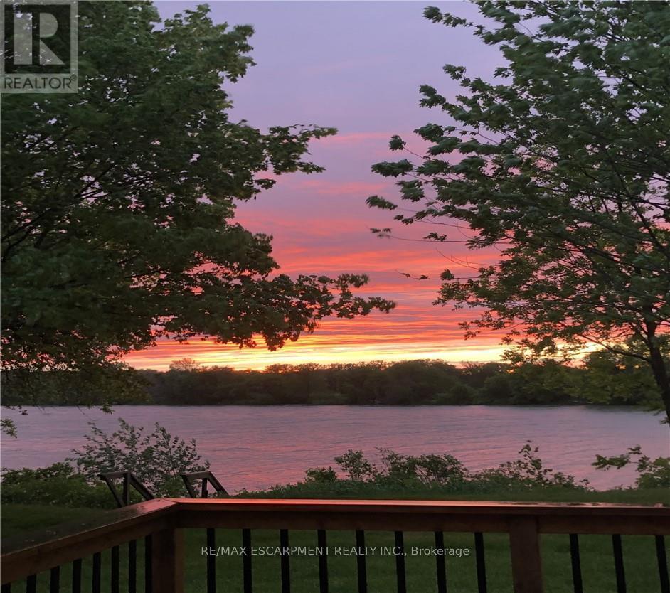 1042 River Road Property Photo 32