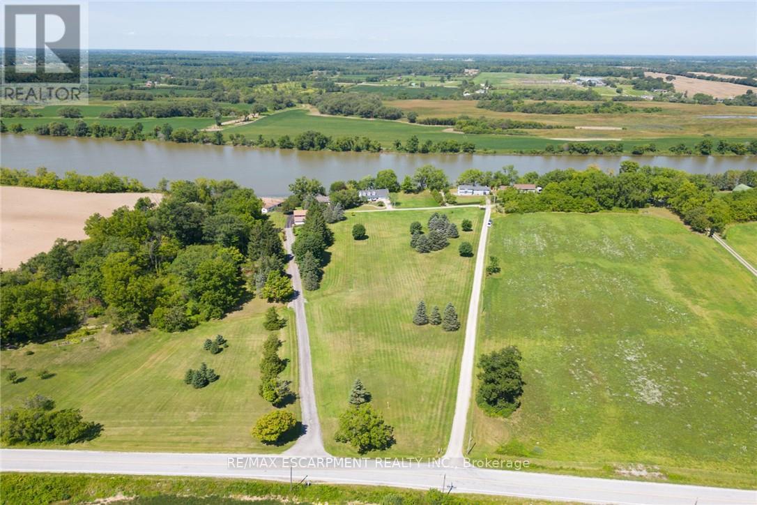 1042 River Road Property Photo 46