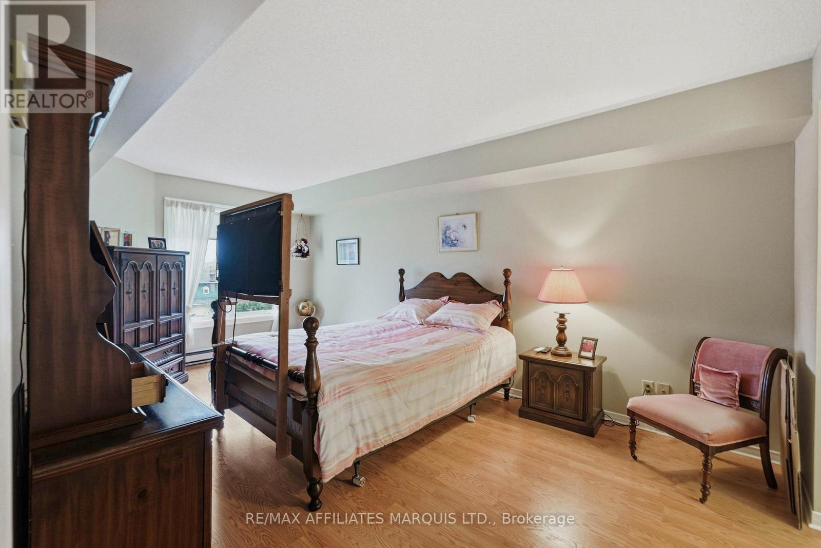 408 - 121 Water Street W Property Photo 21