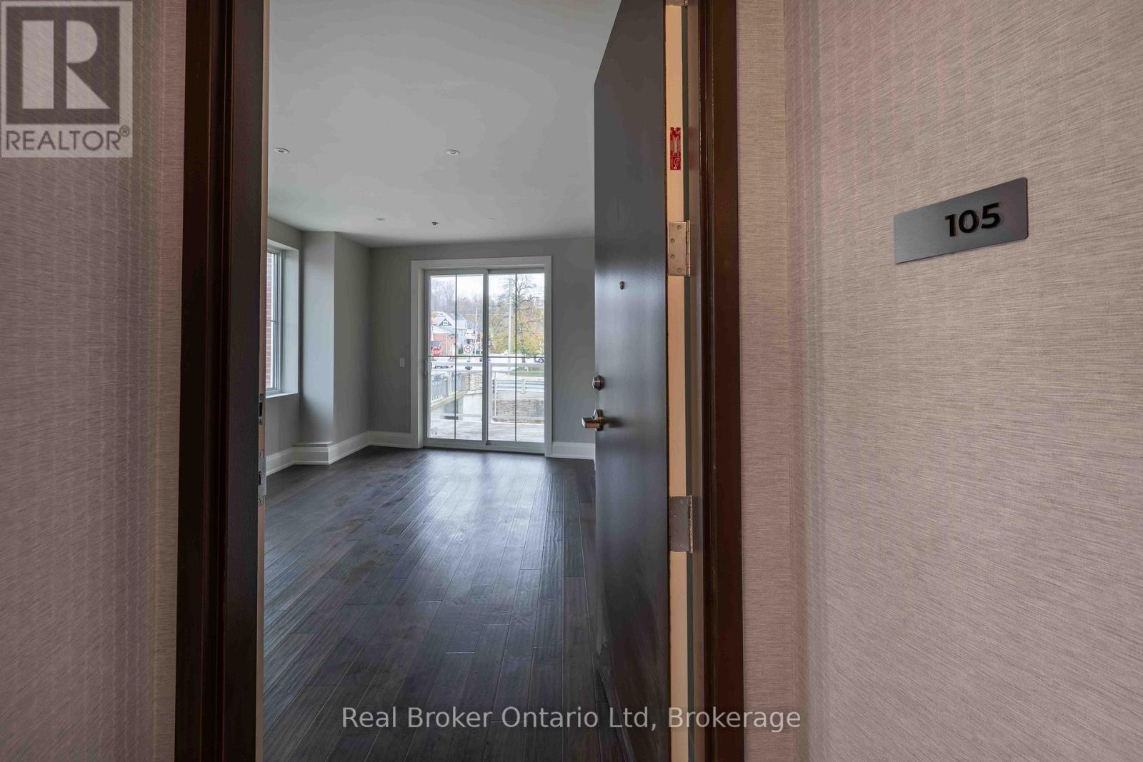 105 - 80 9th Street E Property Photo 4