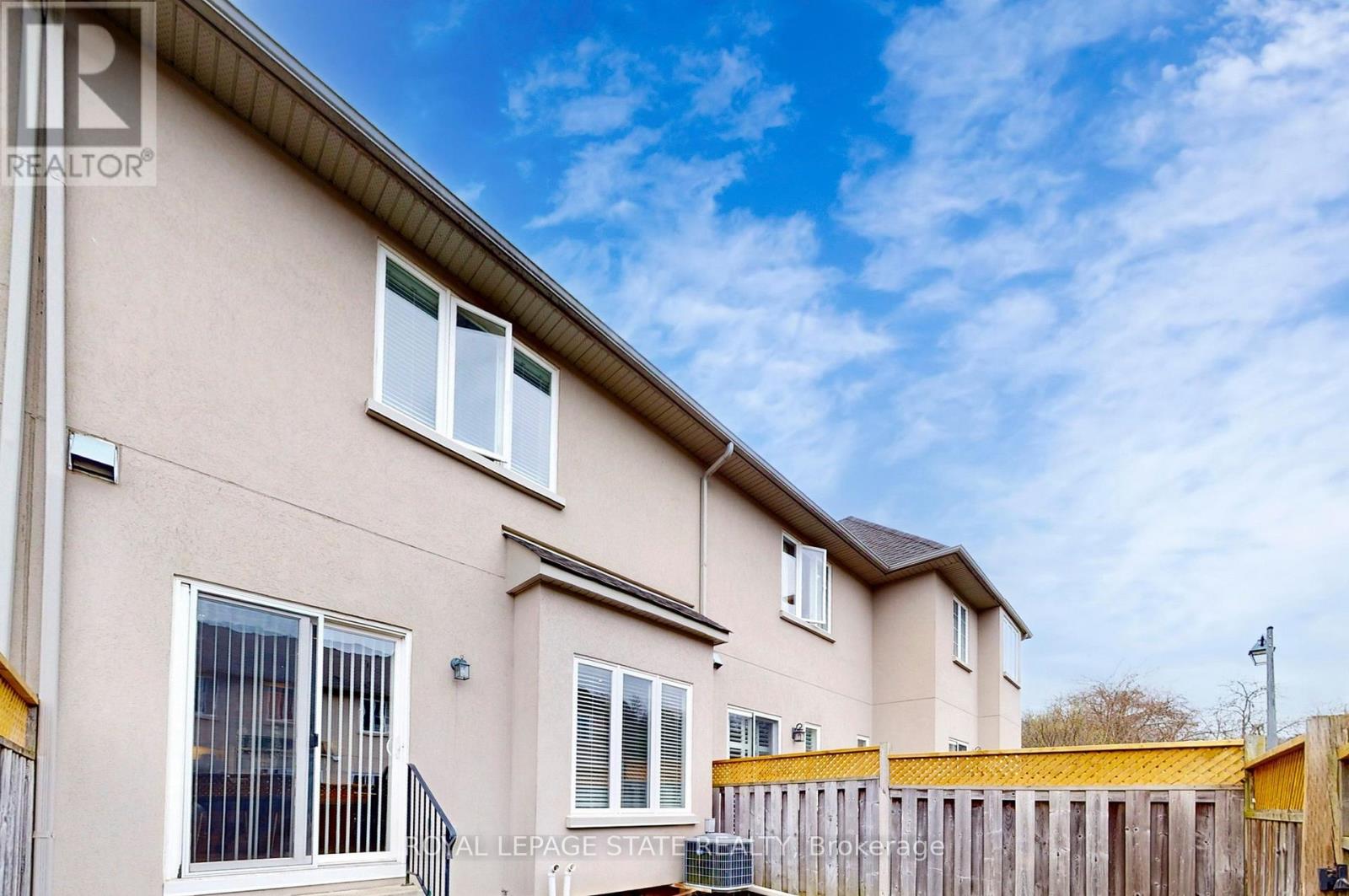 34 Forest Valley Crescent Property Photo 45